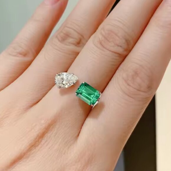 Kendra Scott Green and Silver Ring - Picture 3 of 4